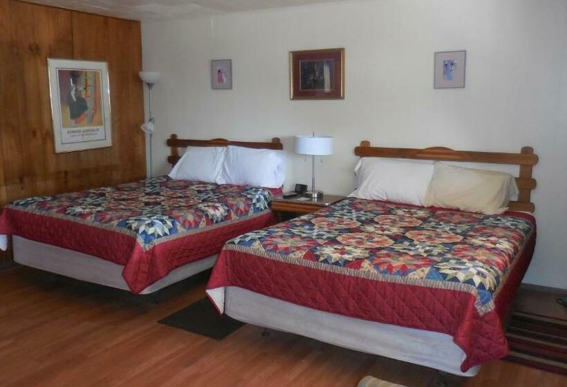 Номер Стандартный Кровать Куин, Elkhorn Lodge