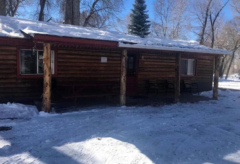 Хижина, Elkhorn Lodge