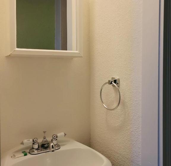 Quarto Triplo Standart, Orange Village Hostel
