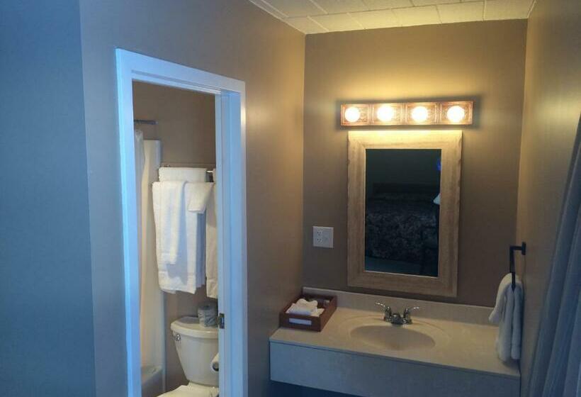 חדר סטנדרט עם מיטת קינג, Candlestone Golf And Resort