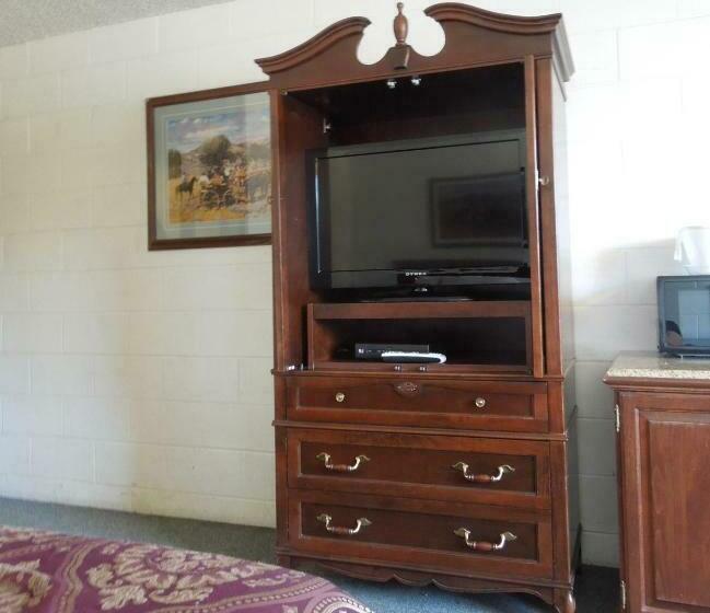 Номер Стандарт, The Pines Motel