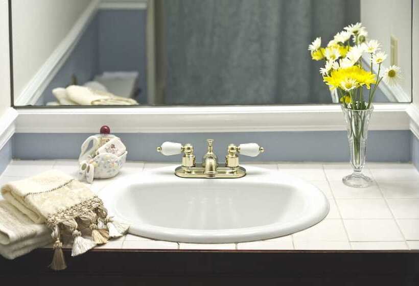 수피리어 룸, Anne's White Columns Inn