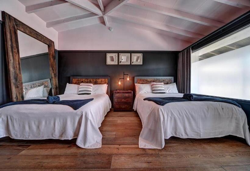 Номер Премиум, The Montauk Beach House