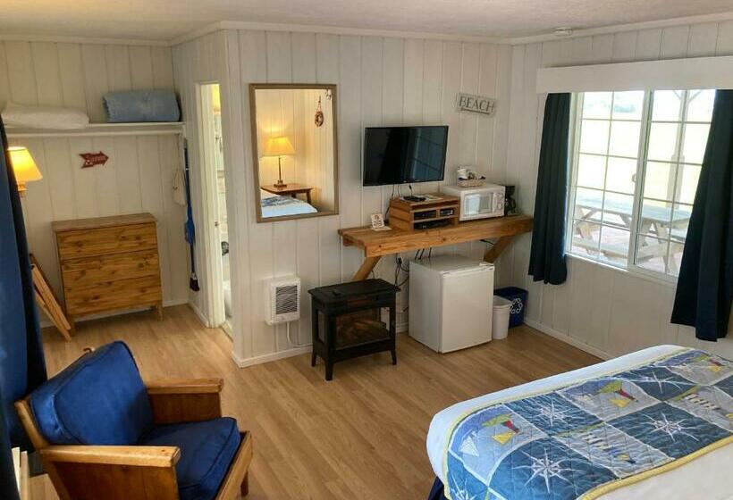 Номер Стандарт Вид на Море, Tillicum Beach Motel   Formerly Deane S Oceanfront Lodge