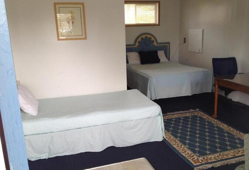 Студия Стандарт, Ocean Avenue Inn