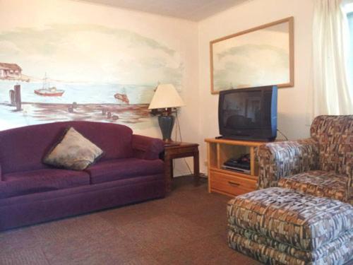 Студия Стандарт, Ocean Avenue Inn