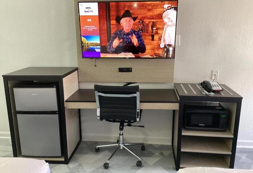 Номер Стандарт, Pleasanton Executive Inn