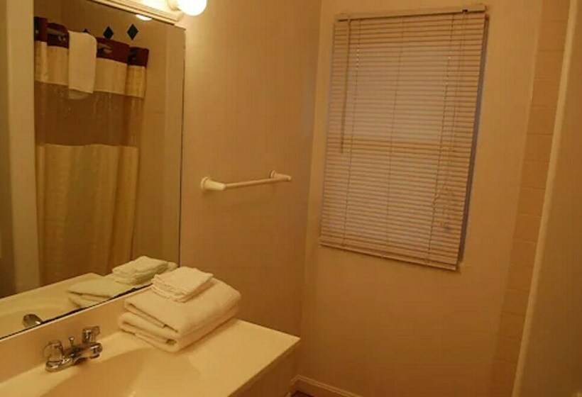 带大床的标准间, Point 1 Resort & Motel