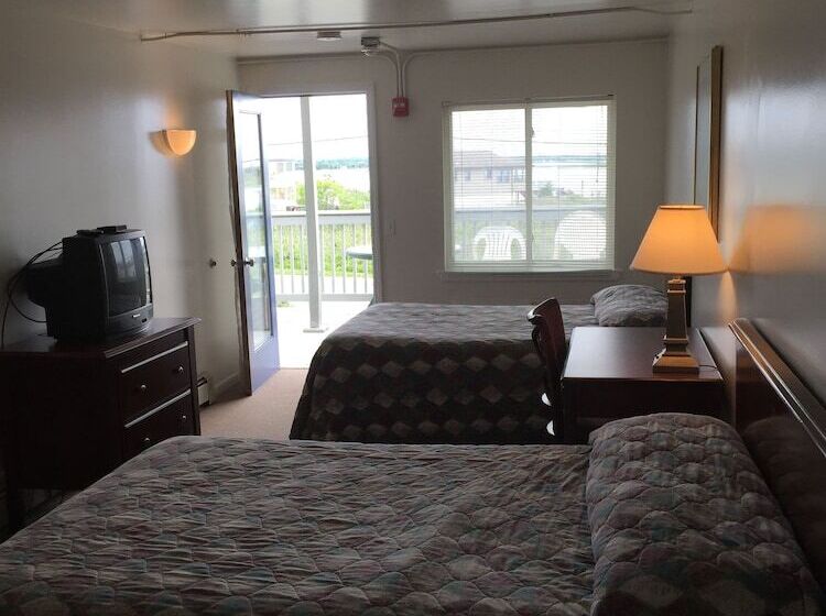 带2个双人床的标准工作室, Point 1 Resort & Motel