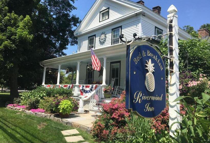 Номер Deluxe с Балконом, Riverwind Inn Bed And Breakfast