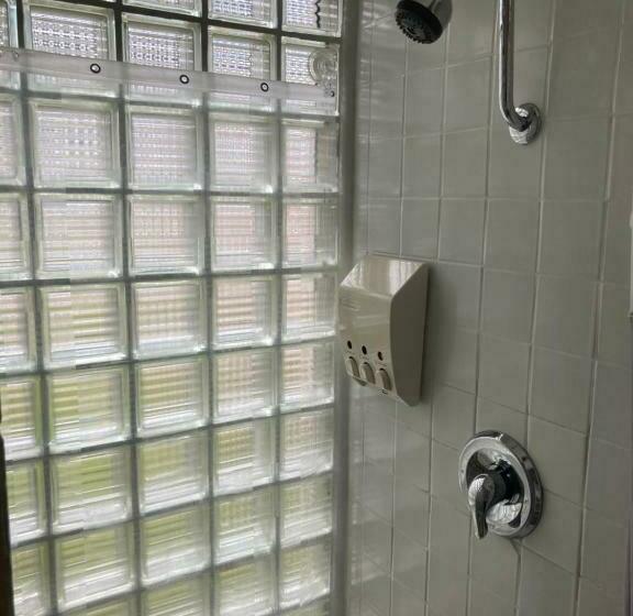 Номер Стандартный Кровать Куин, Tillicum Beach Motel   Formerly Deane S Oceanfront Lodge