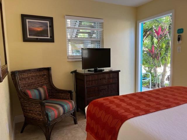 חדר בסיסי, Bay Harbor Lodge