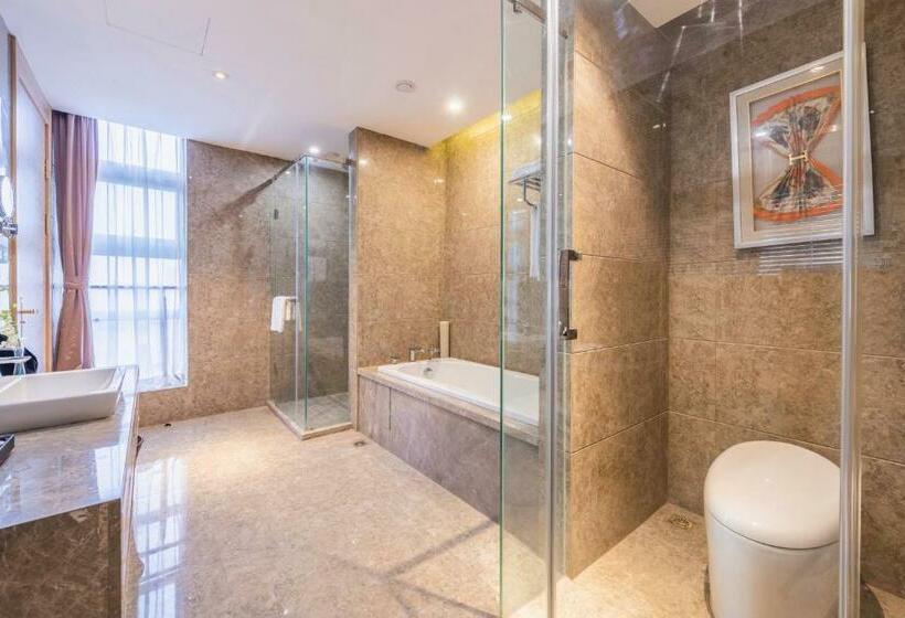 Номер Deluxe Кровать Кинг, Novotel Huashan