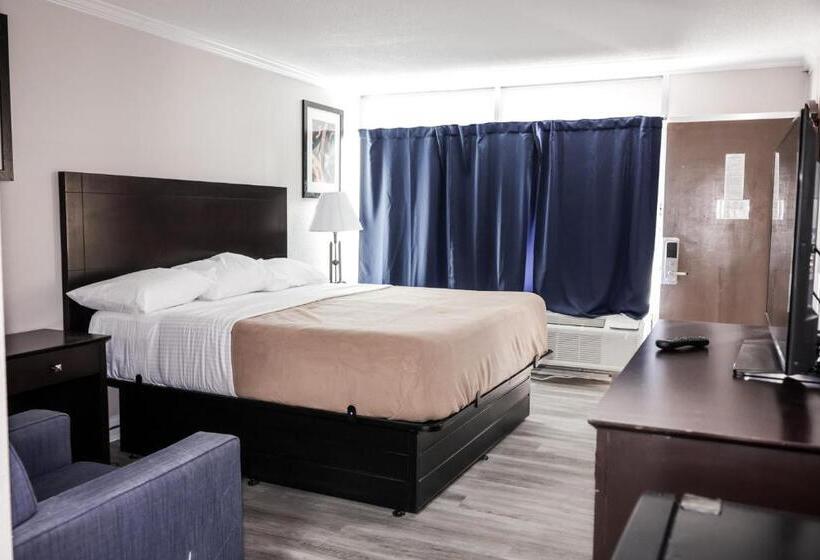 标准间, Riverside Inn And Suites