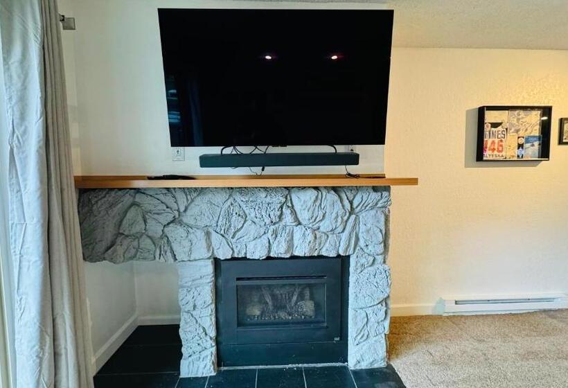 Апартаменты 1 Спальня с Видом, Cute Ski Condo At Base Of Mt Alyeska Prime Location