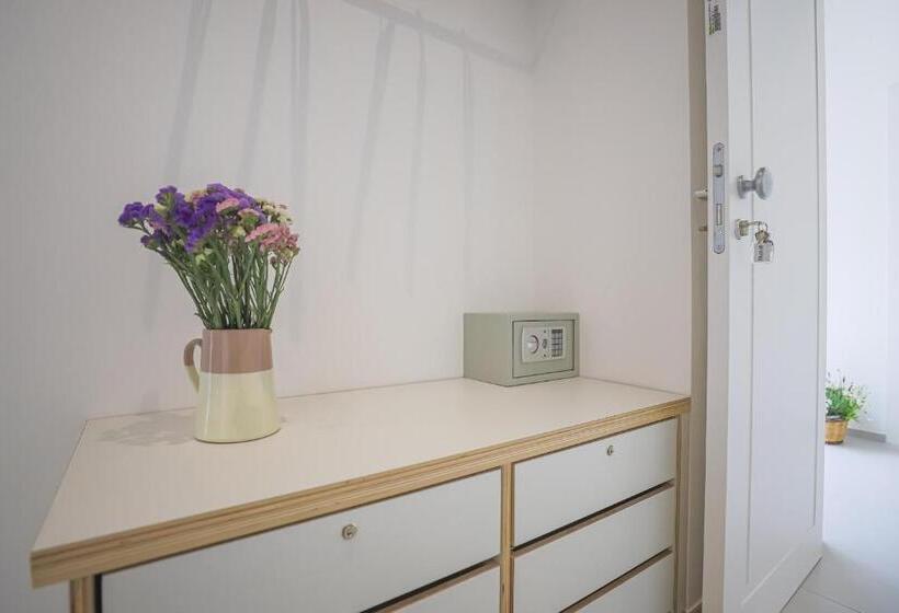 اتاق استاندارد, Desiderio Guest House