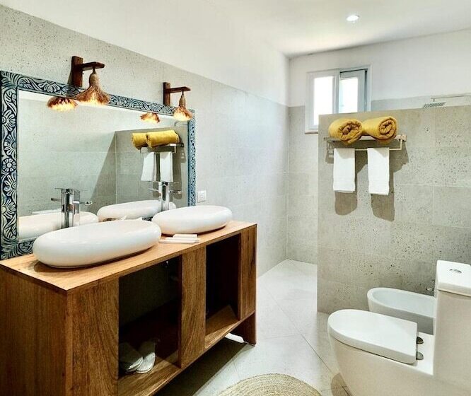 اتاق لوکس, Maharaja Boutique Hotel Zanzibar