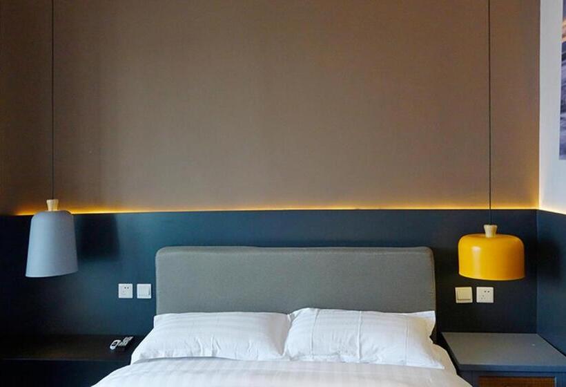 Quarto Estandar, Kunming Upland International Youth Hostel Near The City Center , 2 Mins Walk To The Green Lake,3 Min