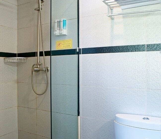 Quarto Deluxe, Kunming Upland International Youth Hostel Near The City Center , 2 Mins Walk To The Green Lake,3 Min