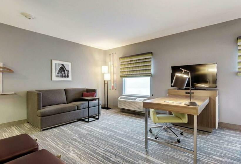 Люкс Executive Кровать Кинг, Hampton Inn St. Louis Wentzville