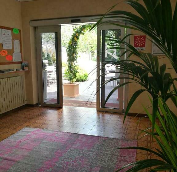 스탠다드 룸 산 전망, Residence Hotel Maxi