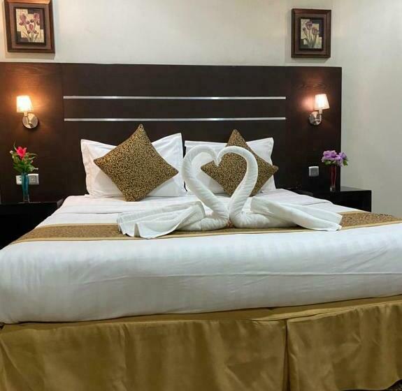 带大床的高级房间, Rest Night Serviced Apartments   Al Nafal
