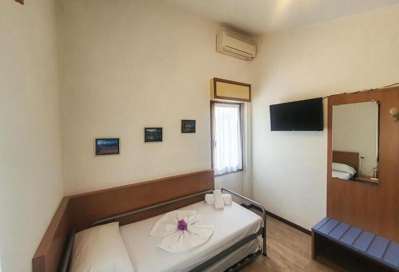 스탠다드 싱글 룸, Residence Hotel Maxi