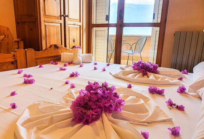 2 Bedrooms Apartment Lake View, Residence Hotel Maxi