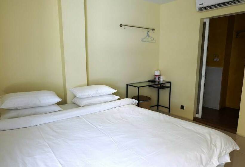 Quarto Estandar, Au Bon Hostel