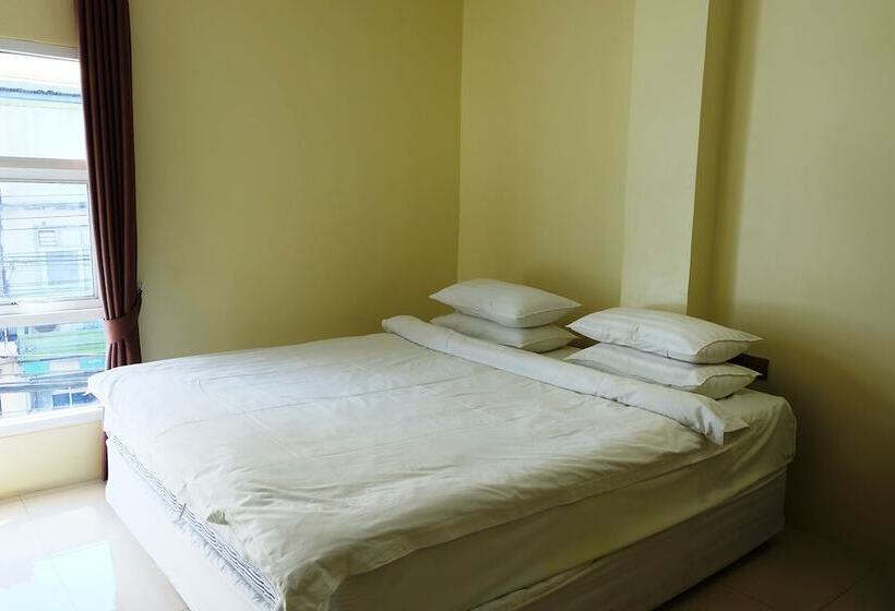 Quarto Estandar, Au Bon Hostel
