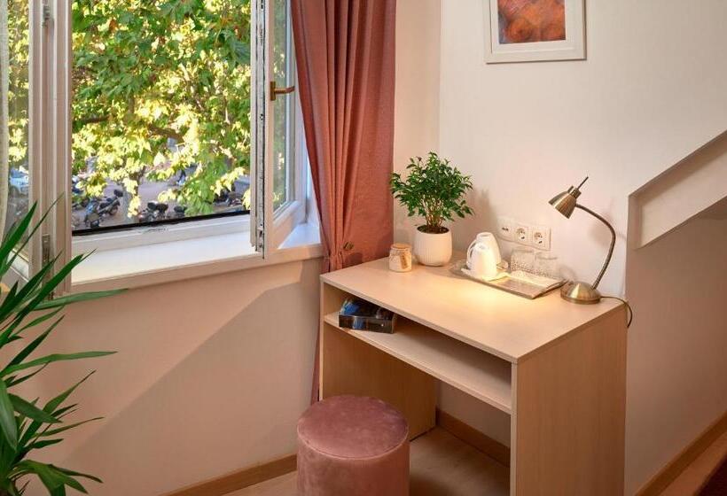 Quarto Deluxe, Lanterna Rooms
