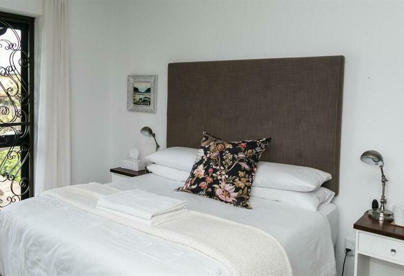 آپارتمان 2 خوابه, Narnia Guest House
