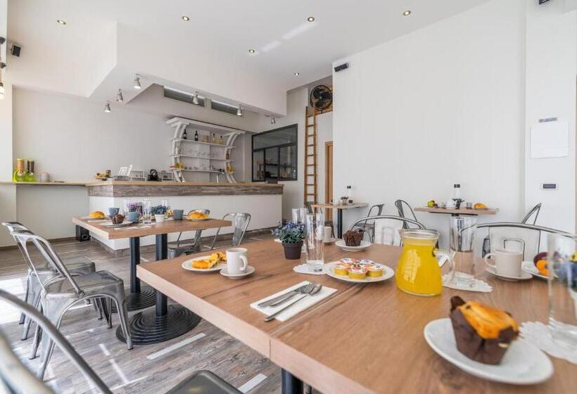 غرفة قياسية مطلّة علي الحديقة, Villa Rocla Guest House Pompei