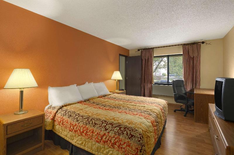 レイクビュースタンダードルーム, Edgewood Tahoe Resort