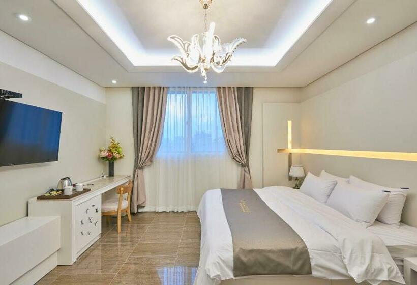 اتاق استاندارد, Gwangju Madrid