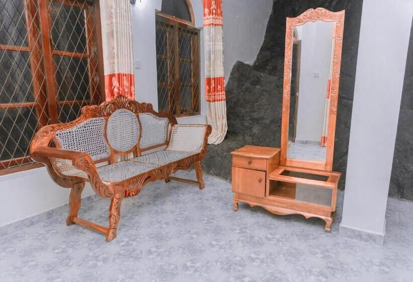 اتاق استاندارد, Rock House