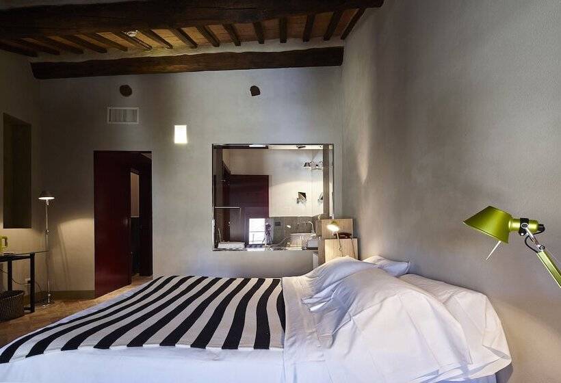 小型套房, Palazzetto Rosso   Art