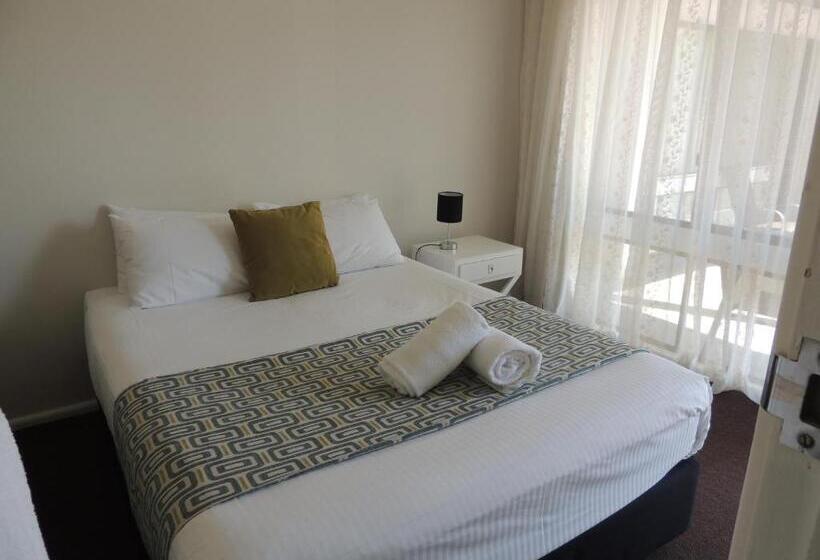 اتاق اکونومی, Comfort Inn Premier