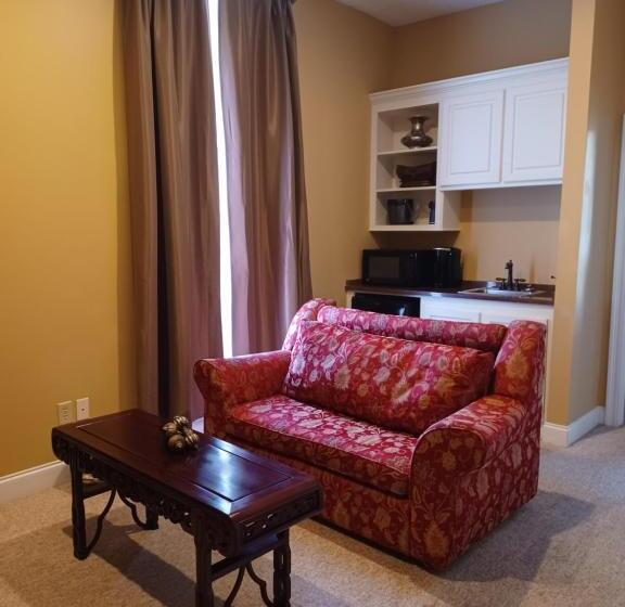 Люкс Deluxe Кровать Кинг, Natchez Manor Bed & Breakfast