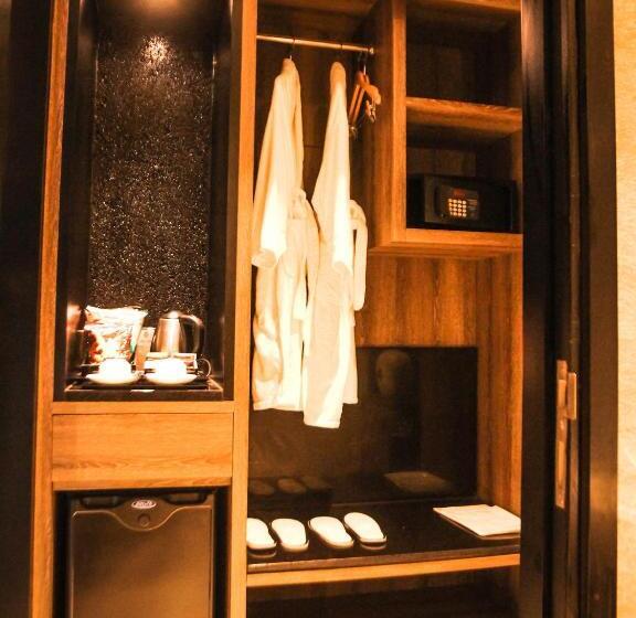 Номер Deluxe с Балконом, The Nest Hotel Nusa Dua