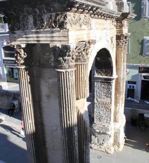 اتاق سوپریور با چشم‌انداز شهر, Boutique Suites Joyce