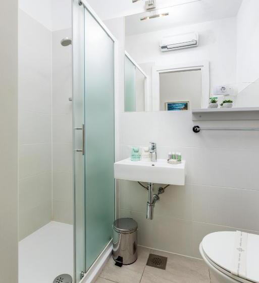 اتاق لوکس با چشم‌انداز شهر, Boutique Suites Joyce