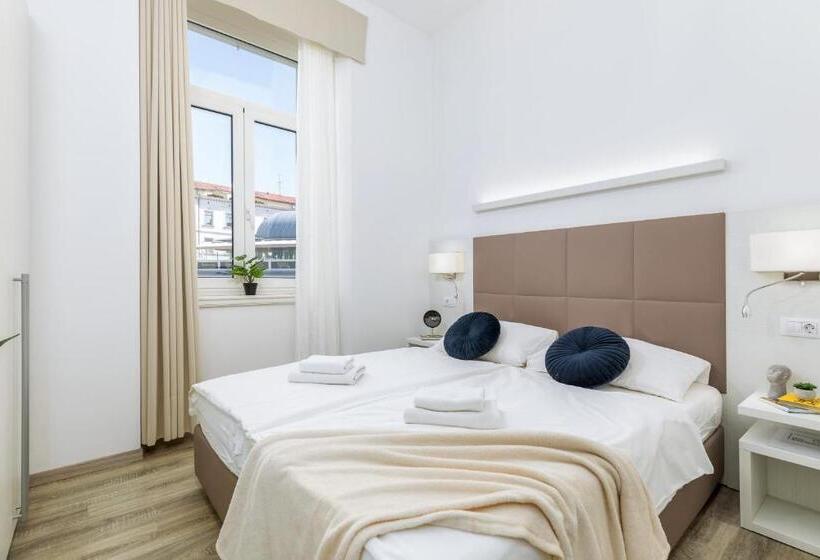 اتاق سوپریور با چشم‌انداز شهر, Boutique Suites Joyce