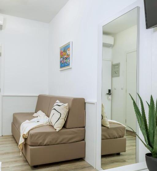 اتاق سوپریور با چشم‌انداز شهر, Boutique Suites Joyce