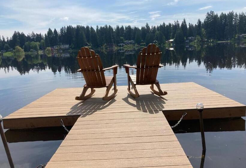 디럭스 스위트, Cottage Lake Bed And Breakfast