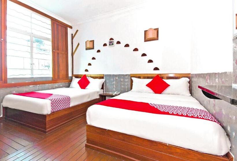 Family Suite, Five 2