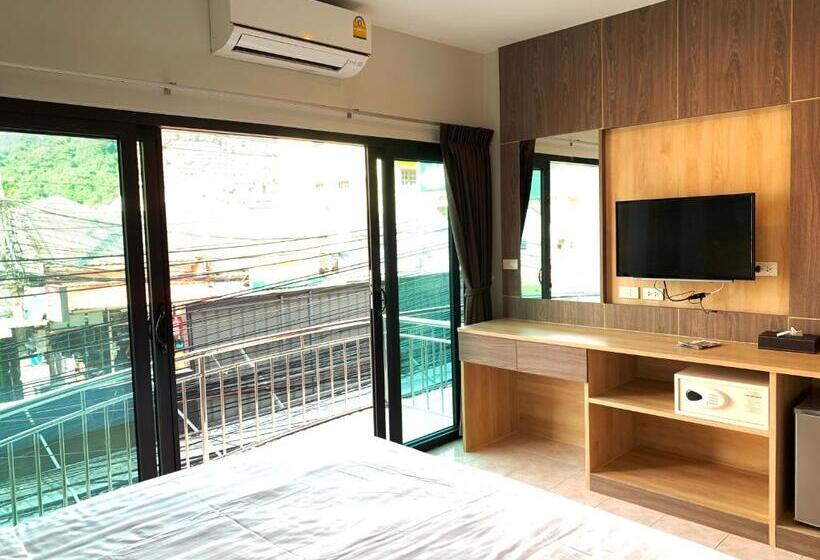 스탠다드 룸 킹사이즈 침대, Room Actually