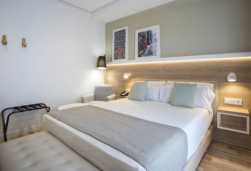 Номер Стандарт Индивидуальный, Golden Hotel Barcelona