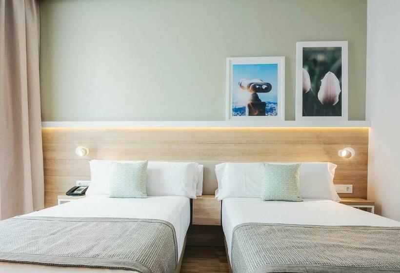 Номер Стандарт, Golden Hotel Barcelona