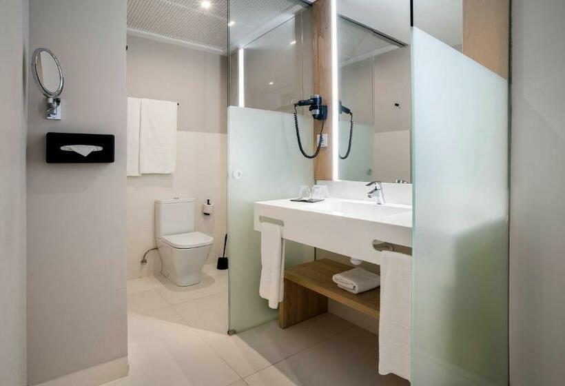 חדר סופריור יחיד, Golden Hotel Barcelona